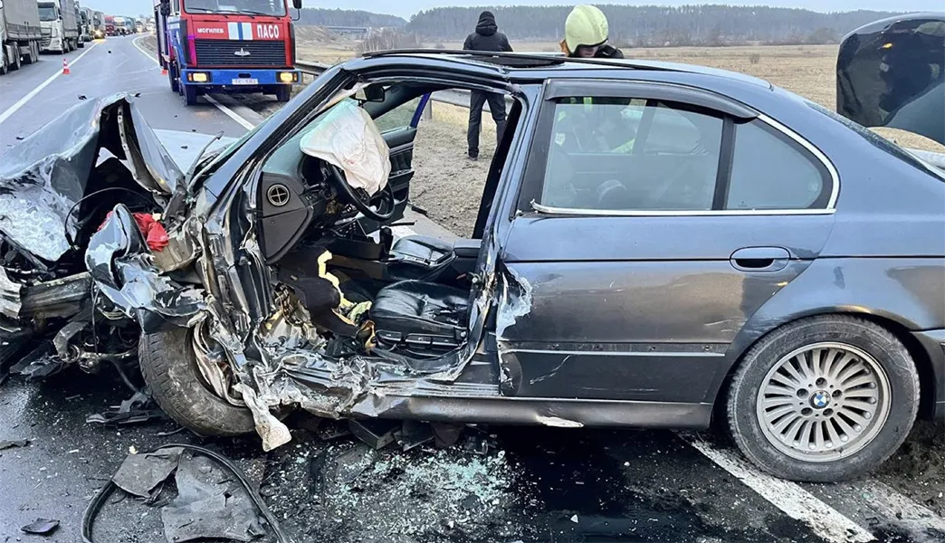 Смертельное ДТП на трассе М-15 под Могилёвом: выезд на встречку и лобовое столкновение