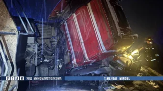 Смертельная авария на трассе М3 под Минском: Peugeot выехал на встречку и столкнулся с фурой