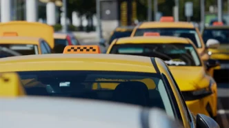 Таксист в Минске сбил пешехода и проигнорировал «зебру»